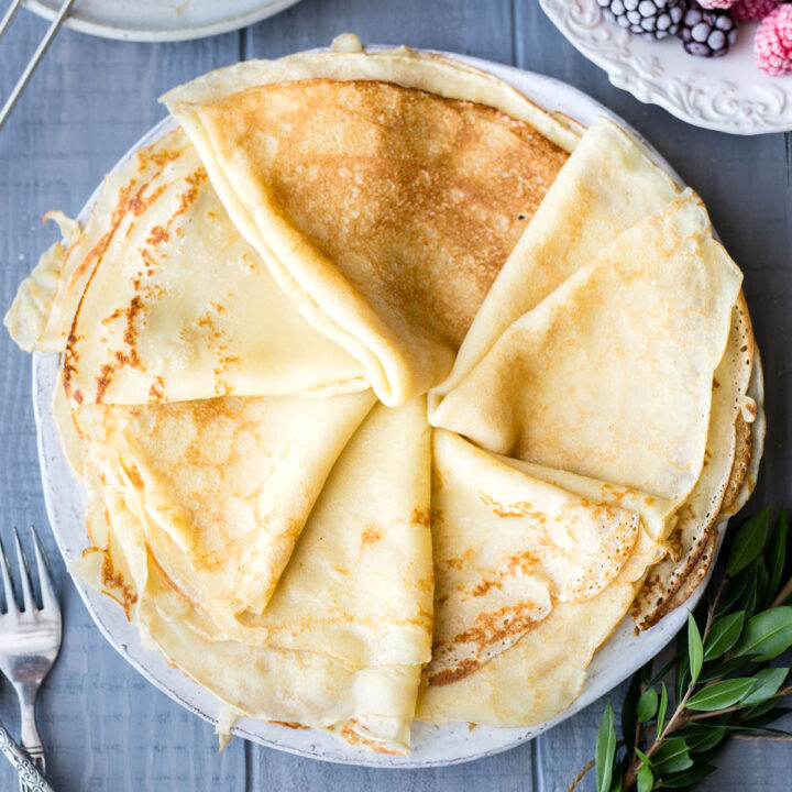 Naleśniki - Polish-style thin pancakes / crepes